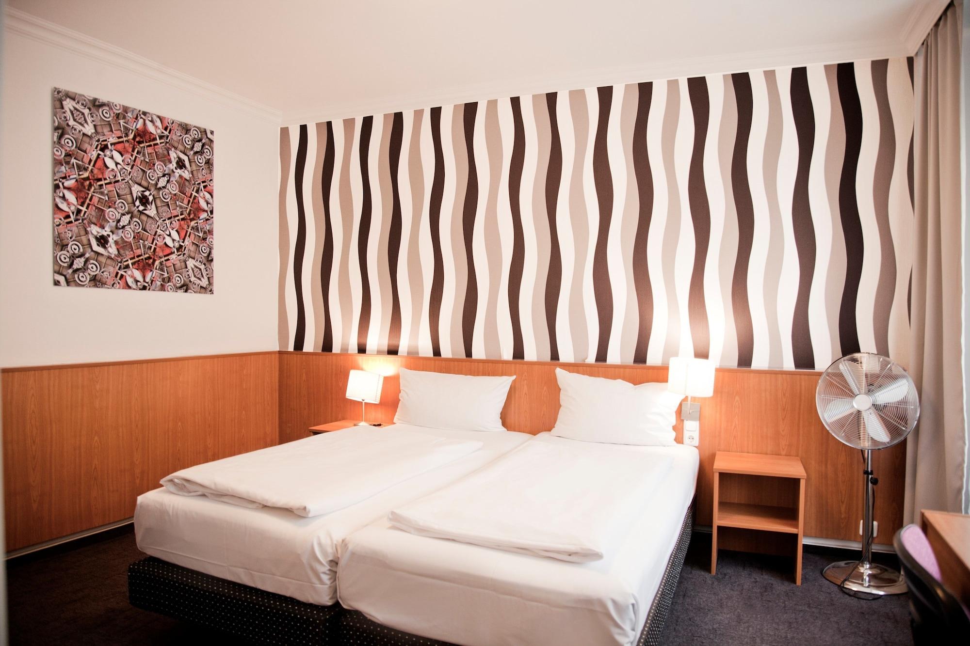 Hotel Les Nations à Berlin Extérieur photo